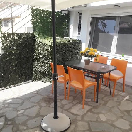 Stamatia - Lena * Limenaria (Thasos)